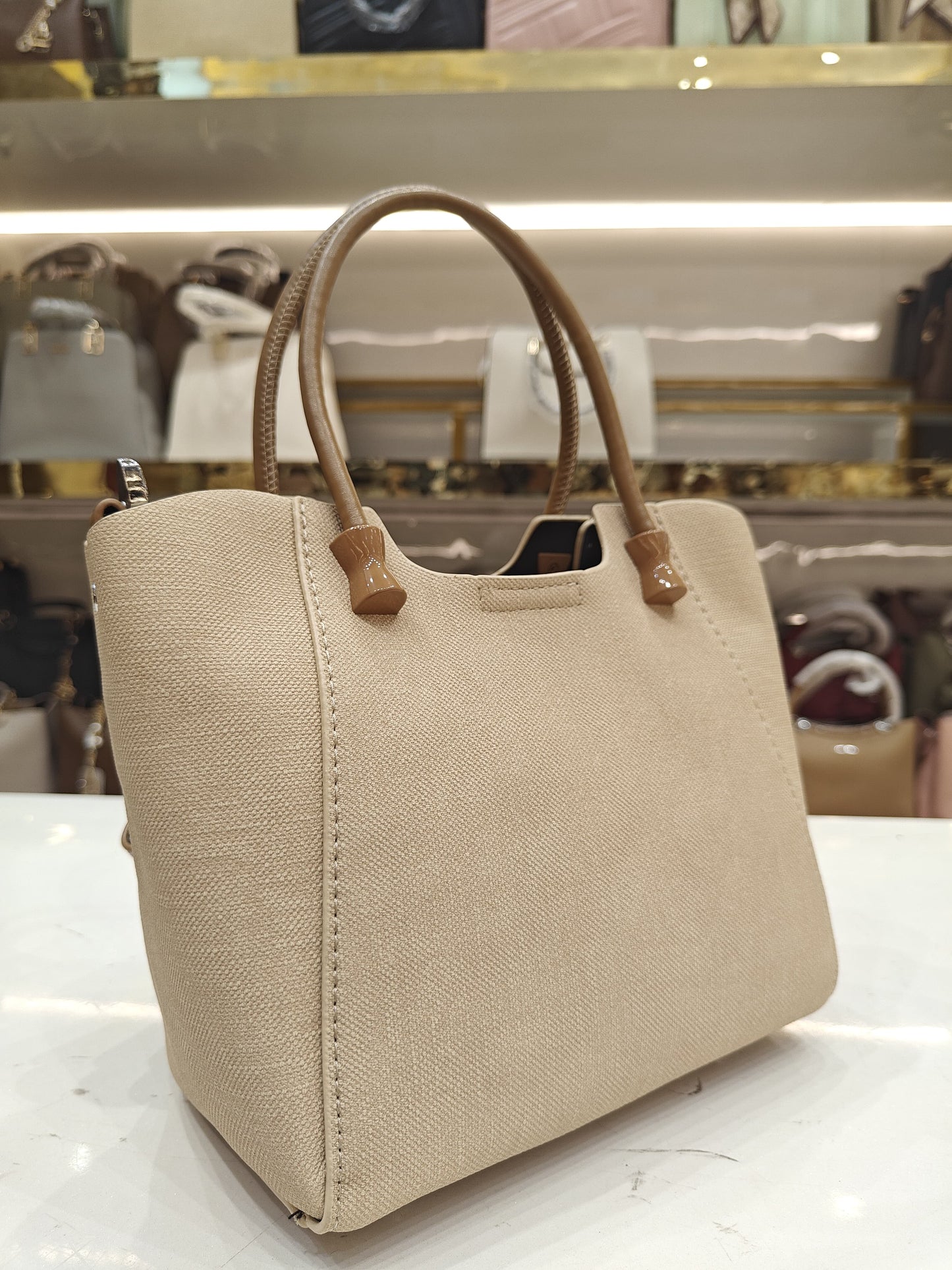 HAND BAG